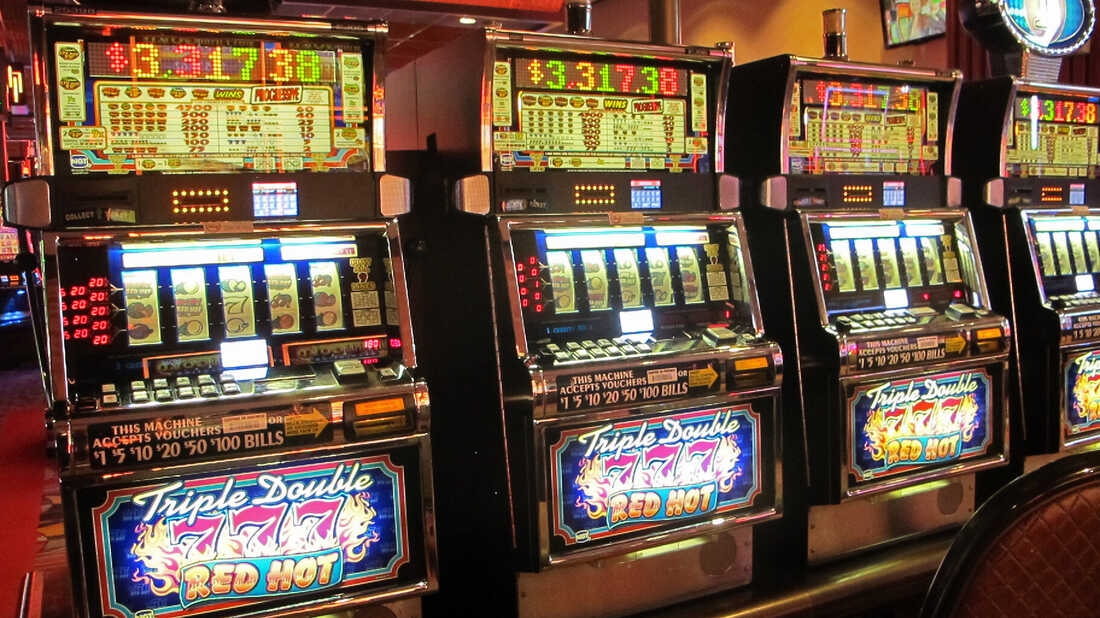 Caça a jackpots, apostas, cassinos, probabilidades, estratégias.